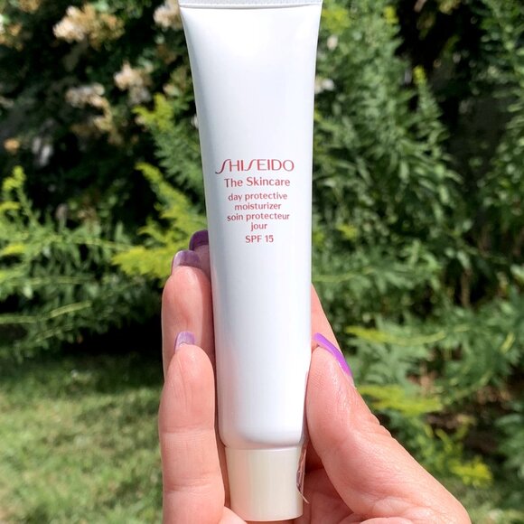 SHISEIDO The Skincare Day SPF Protective Moisturizer Travel Size - Picture 2 of 10